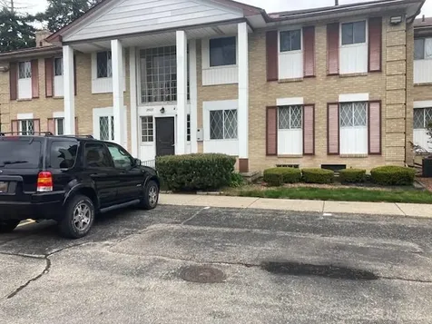 29217 Hayes #2 Road Warren City MI 48088