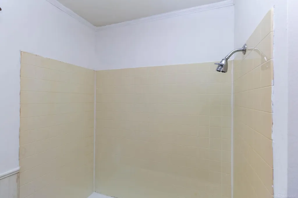 13281 Lake Point Boulevard Van Buren Charter Township MI 48111