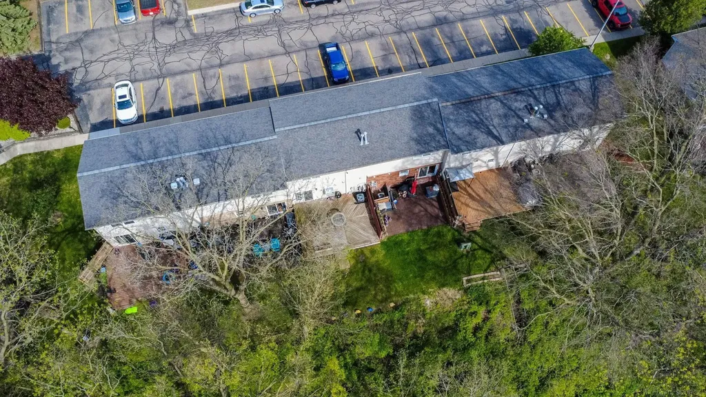 13281 Lake Point Boulevard Van Buren Charter Township MI 48111