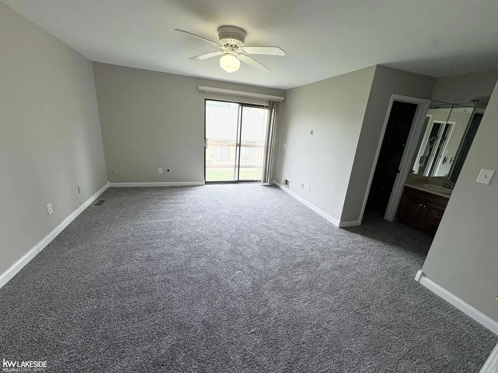 616 Byron Ct Road Rochester City MI 48307