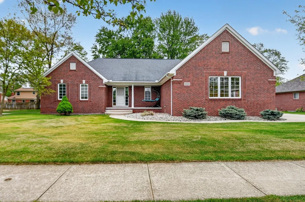 53226 Williams Way Shelby Charter Township MI 48316