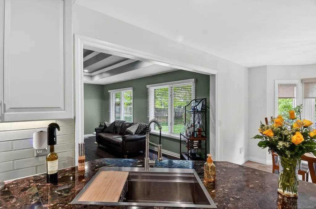 53226 Williams Way Shelby Charter Township MI 48316