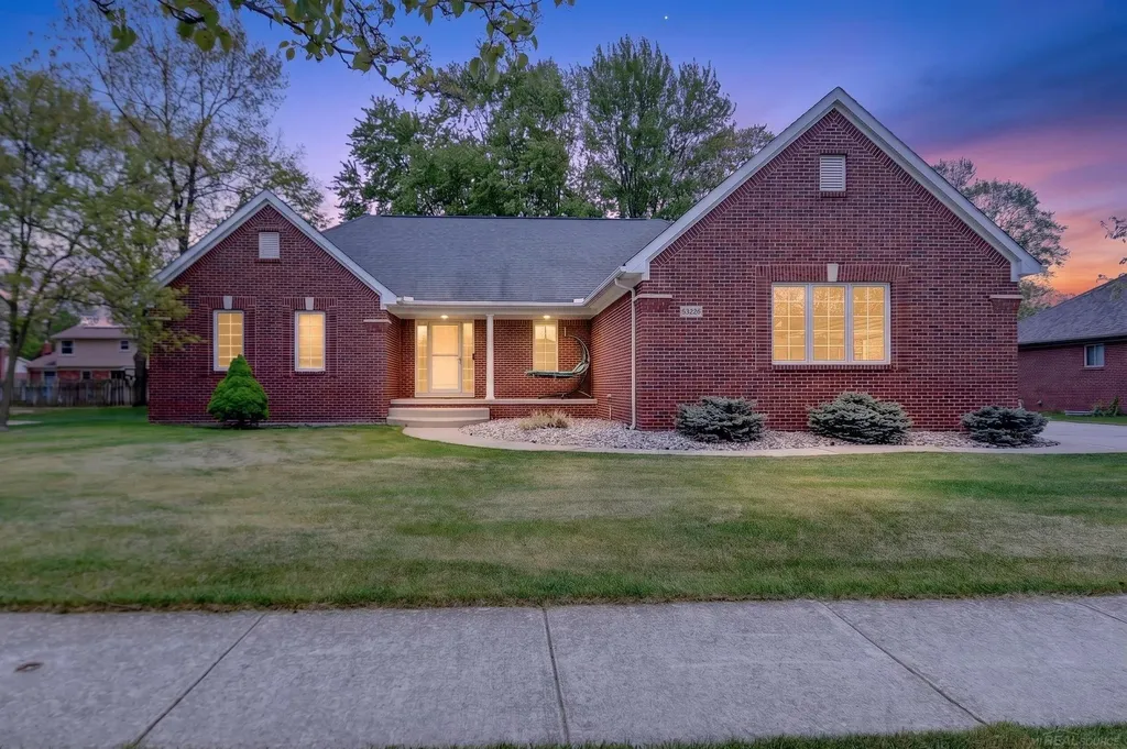53226 Williams Way Shelby Charter Township MI 48316