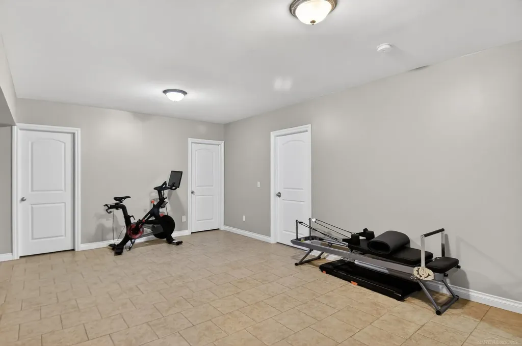 53226 Williams Way Shelby Charter Township MI 48316