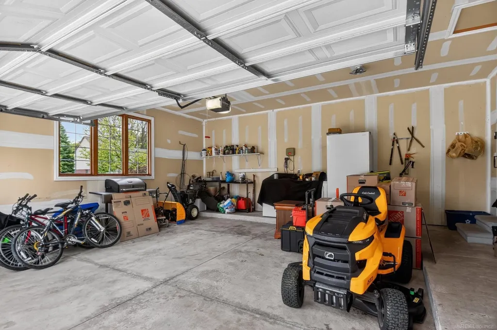 53226 Williams Way Shelby Charter Township MI 48316