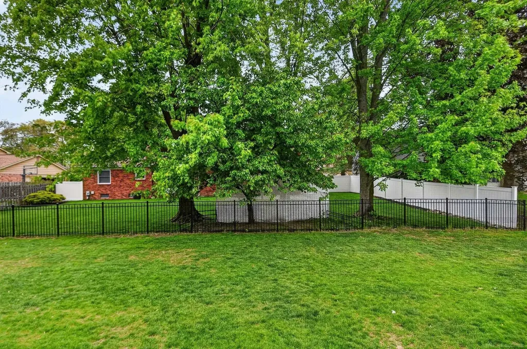 53226 Williams Way Shelby Charter Township MI 48316