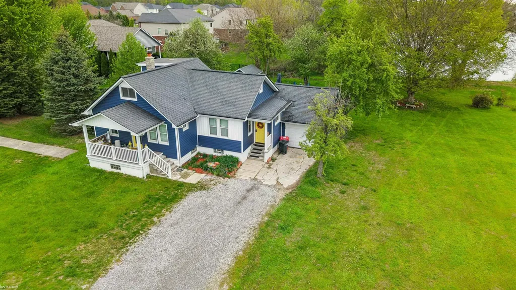 53990 Chesterfield Road Chesterfield Township MI 48051