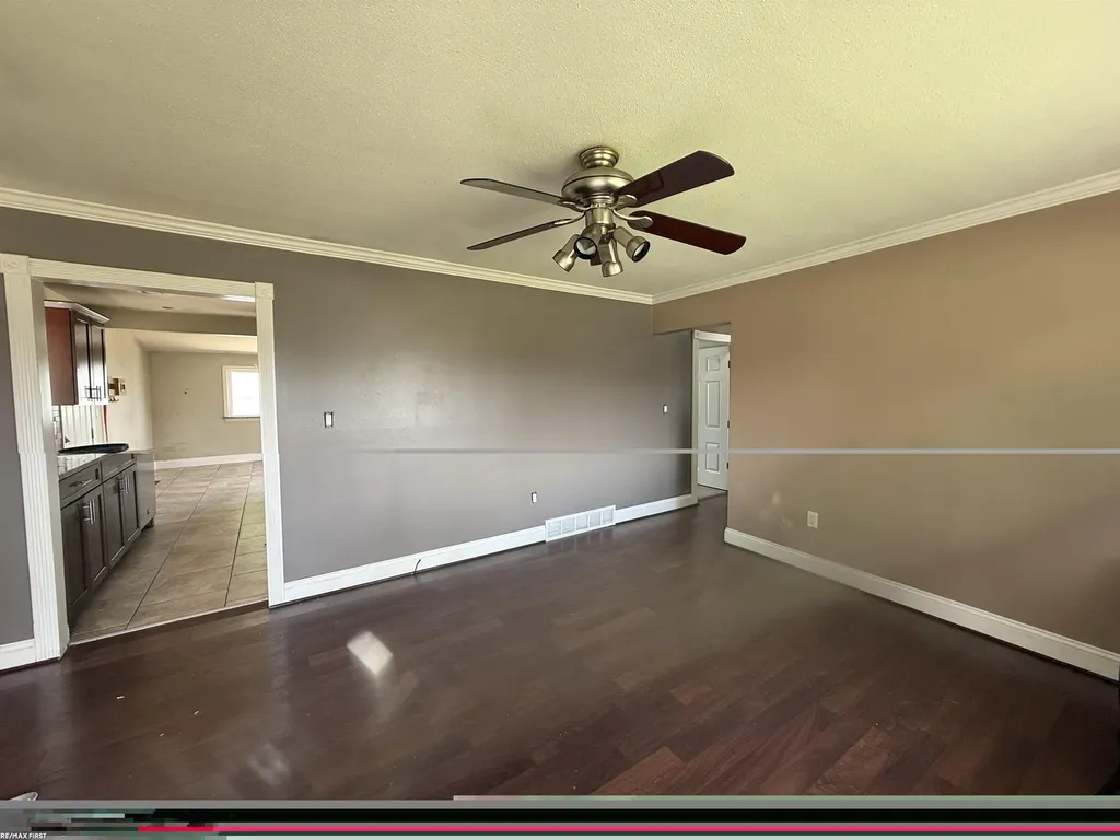 17851 Rainbow Street Fraser City MI 48026