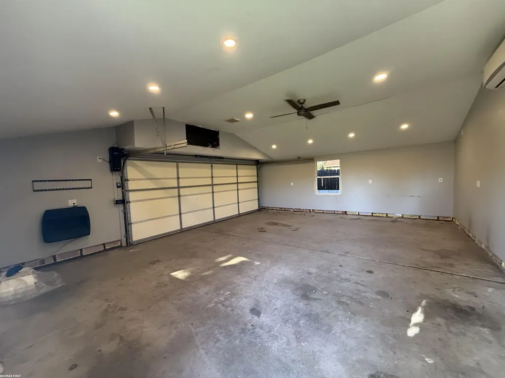 17851 Rainbow Street Fraser City MI 48026