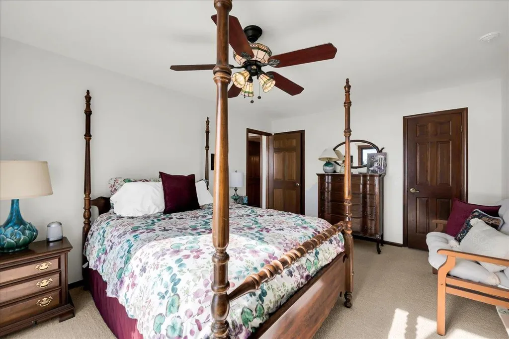 523 Lathrop Avenue Algonac City MI 48001