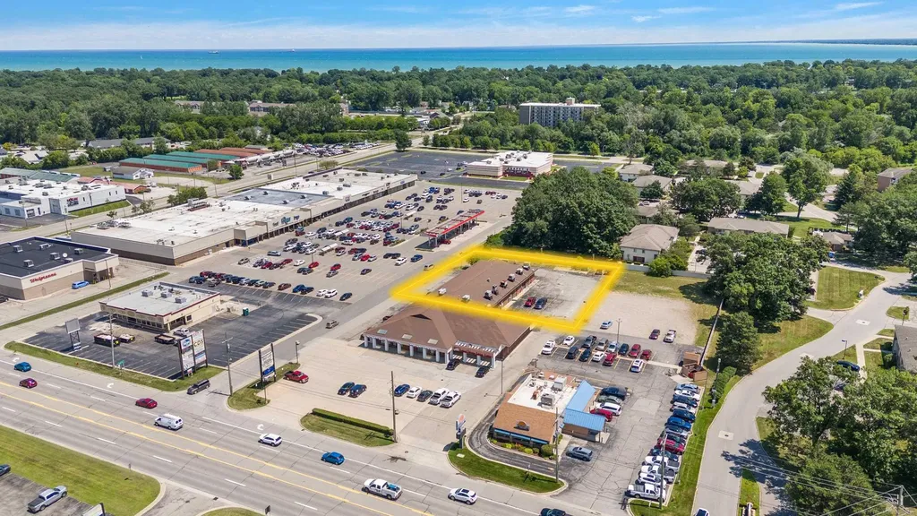 3944-3945 24th Avenue Port Huron City MI 48060