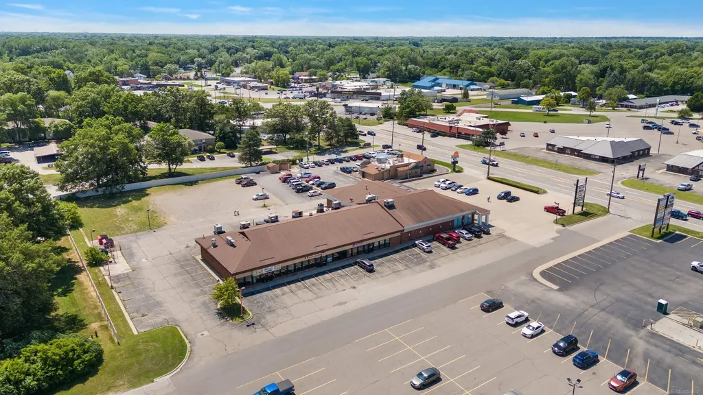 3944-3945 24th Avenue Port Huron City MI 48060