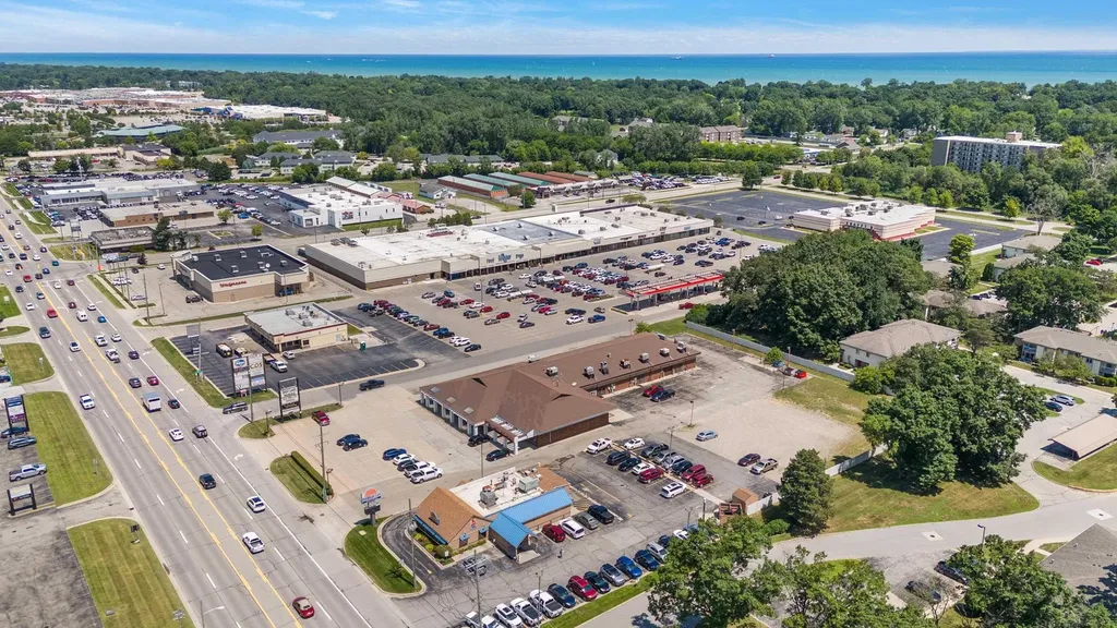 3944-3945 24th Avenue Port Huron City MI 48060