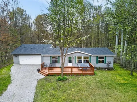 4808 N Water Road Sanford Village MI 48657