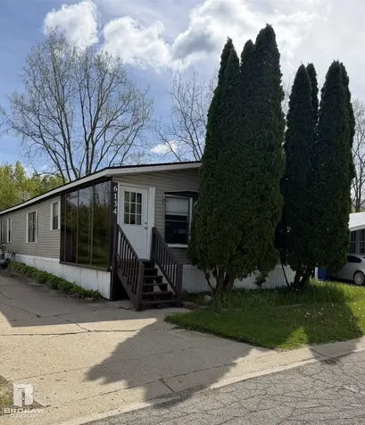 6134 E Bentwood Circle White Lake Charter Township MI 48383