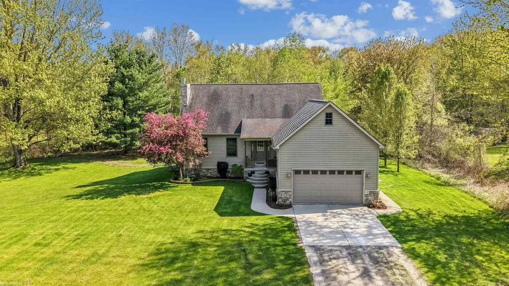 6527 Genaw Road Clay Township MI 48001