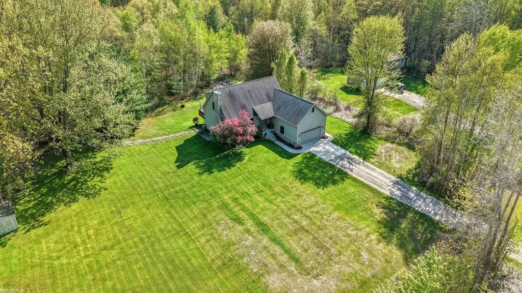 6527 Genaw Road Clay Township MI 48001