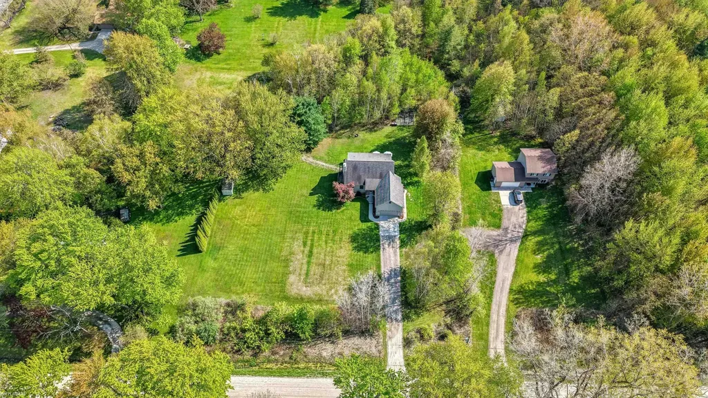 6527 Genaw Road Clay Township MI 48001