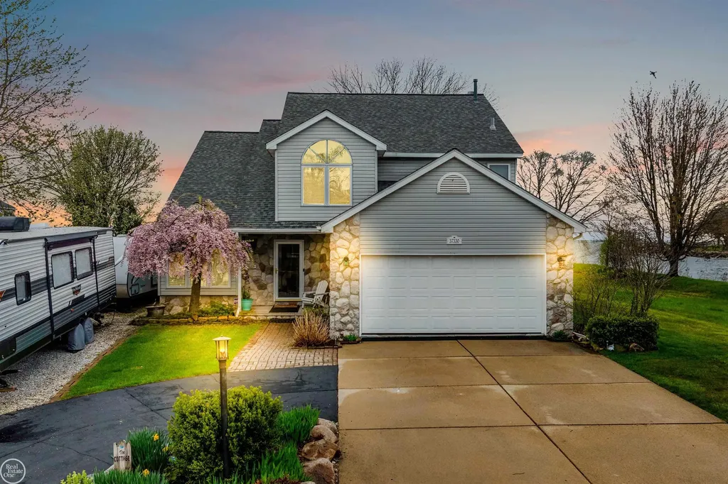 37330 Lakeshore Drive Harrison Charter Township MI 48045