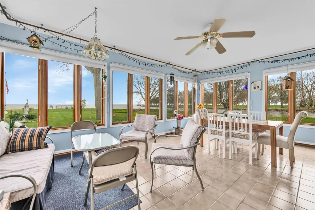 37330 Lakeshore Drive Harrison Charter Township MI 48045