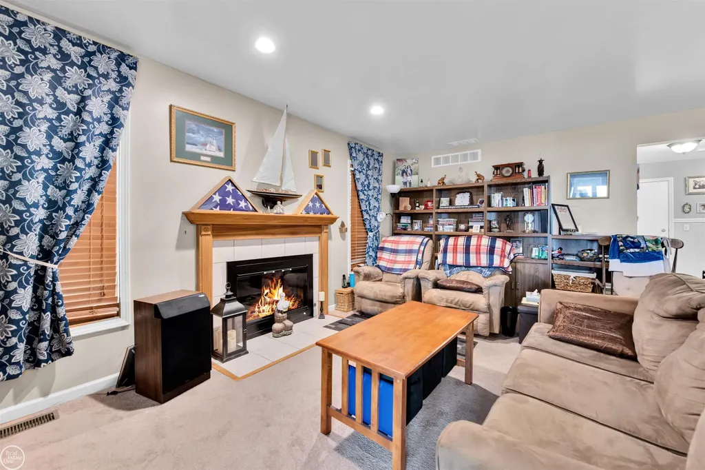 37330 Lakeshore Drive Harrison Charter Township MI 48045