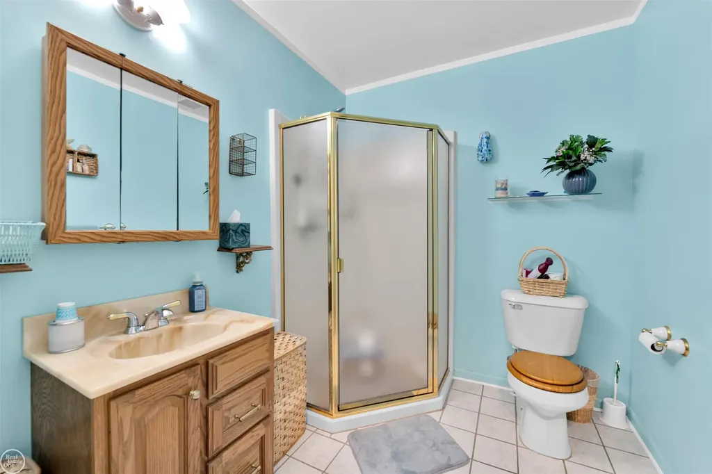 37330 Lakeshore Drive Harrison Charter Township MI 48045