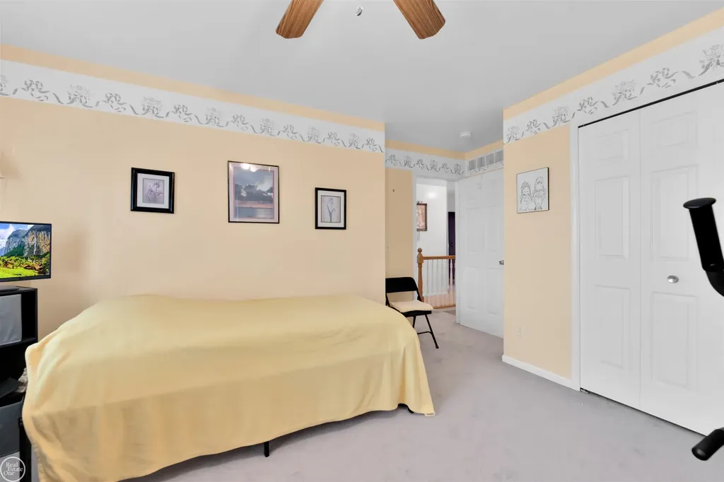 37330 Lakeshore Drive Harrison Charter Township MI 48045