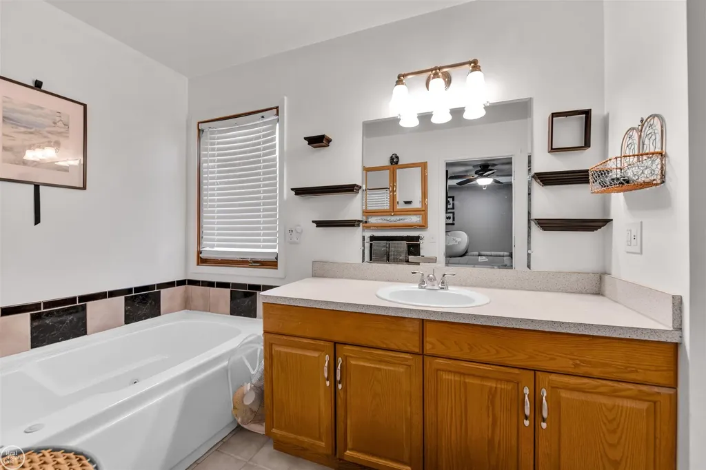 37330 Lakeshore Drive Harrison Charter Township MI 48045