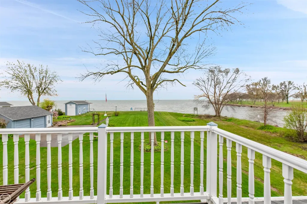 37330 Lakeshore Drive Harrison Charter Township MI 48045