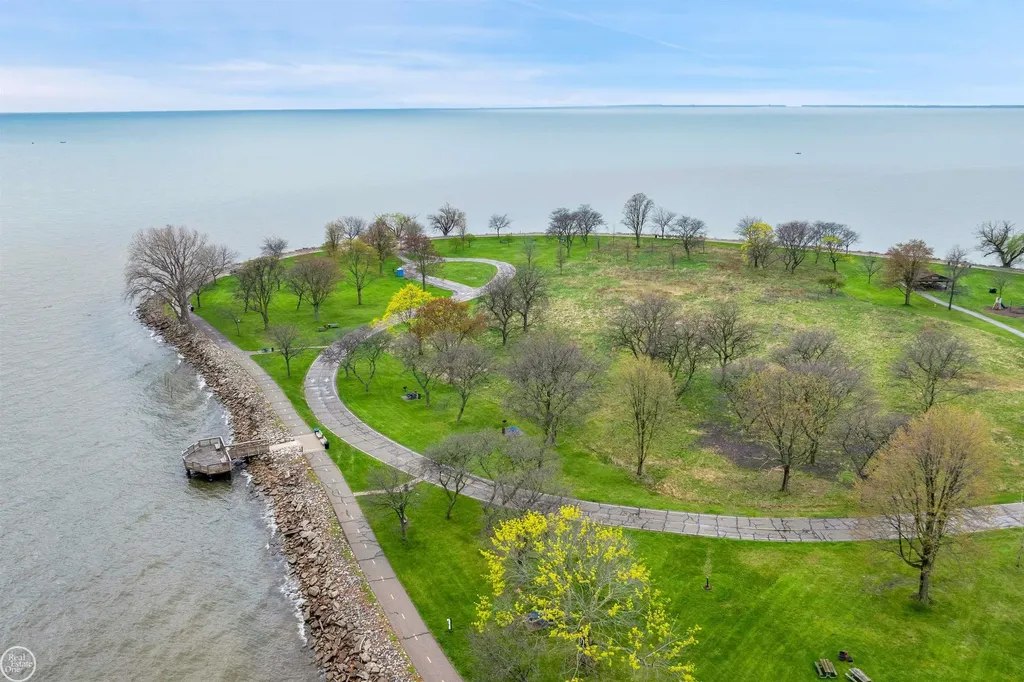 37330 Lakeshore Drive Harrison Charter Township MI 48045