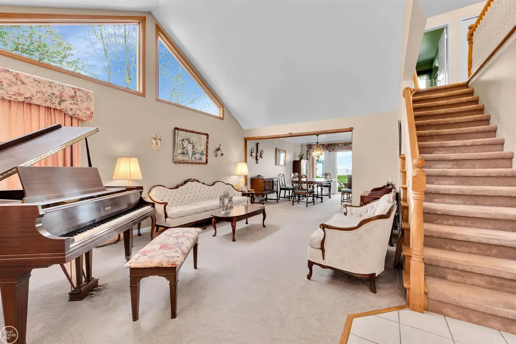 37330 Lakeshore Drive Harrison Charter Township MI 48045