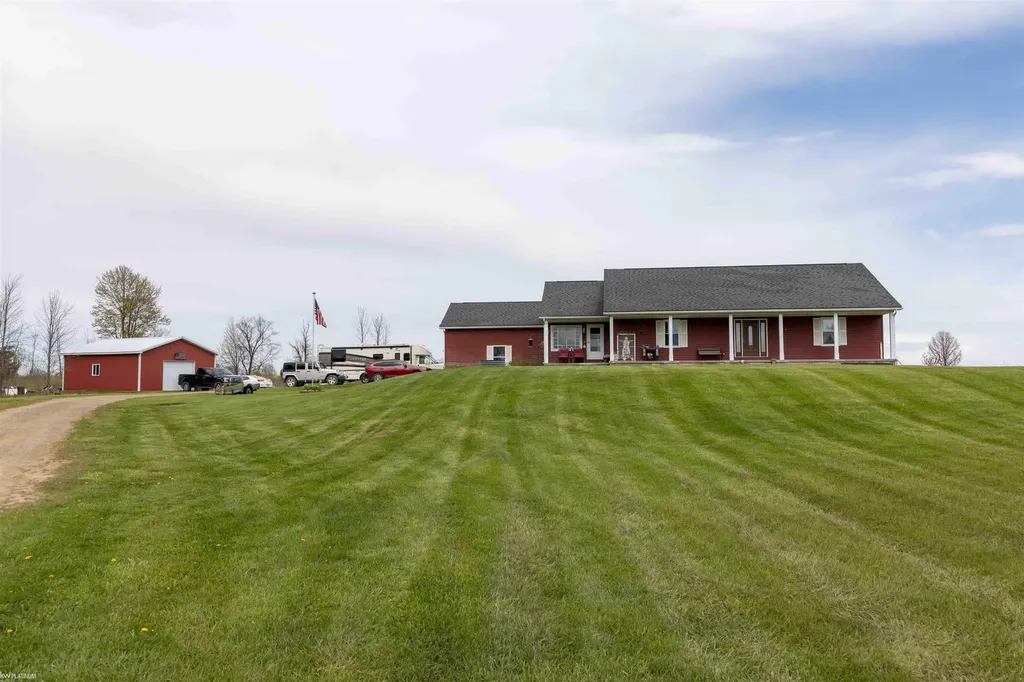 2688 Harrington Road Brown City City MI 48416