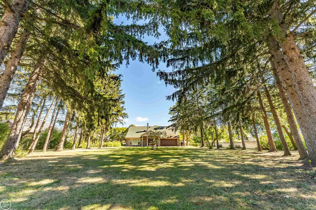 41466 Dequindre Road Sterling Heights City MI 48314