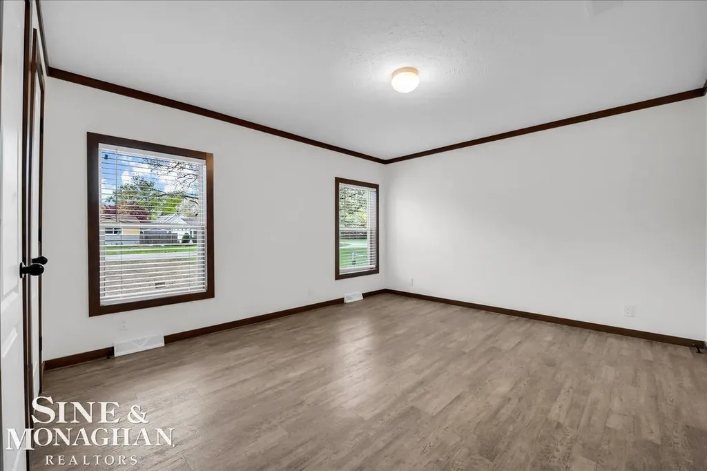 2060 Washington Street Algonac City MI 48001