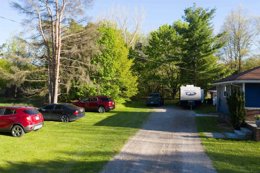 5219 Remer Road China Township MI 48054