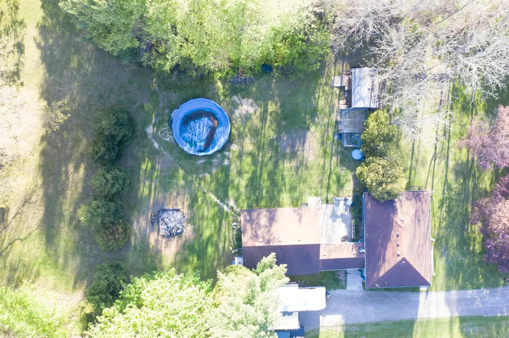 5219 Remer Road China Township MI 48054
