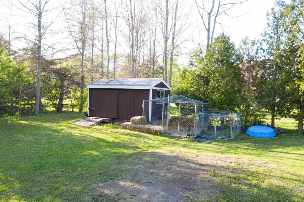 5219 Remer Road China Township MI 48054
