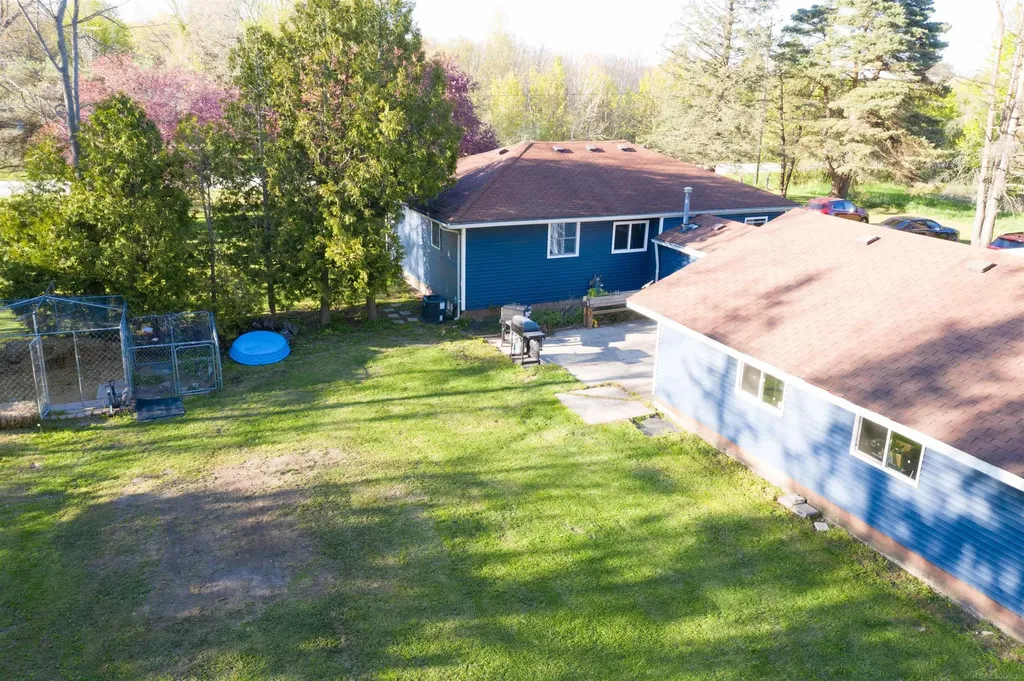 5219 Remer Road China Township MI 48054