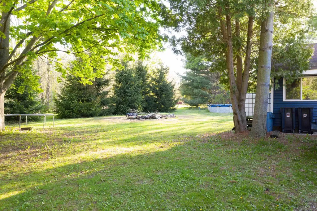 5219 Remer Road China Township MI 48054