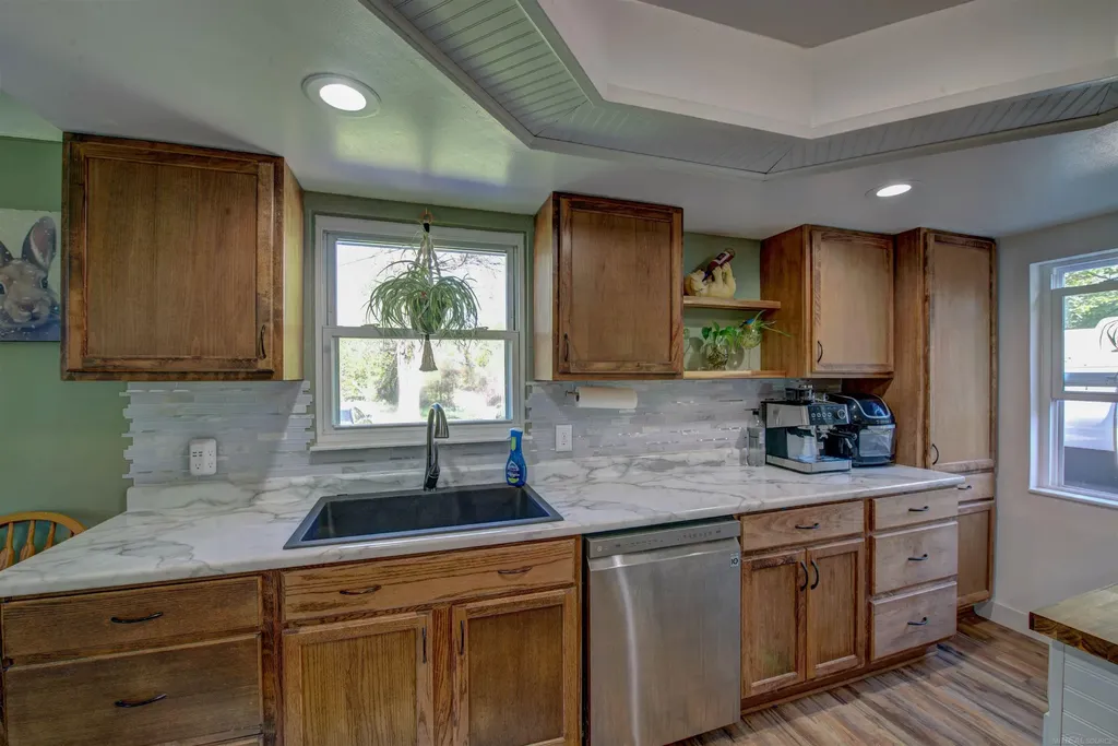 5219 Remer Road China Township MI 48054