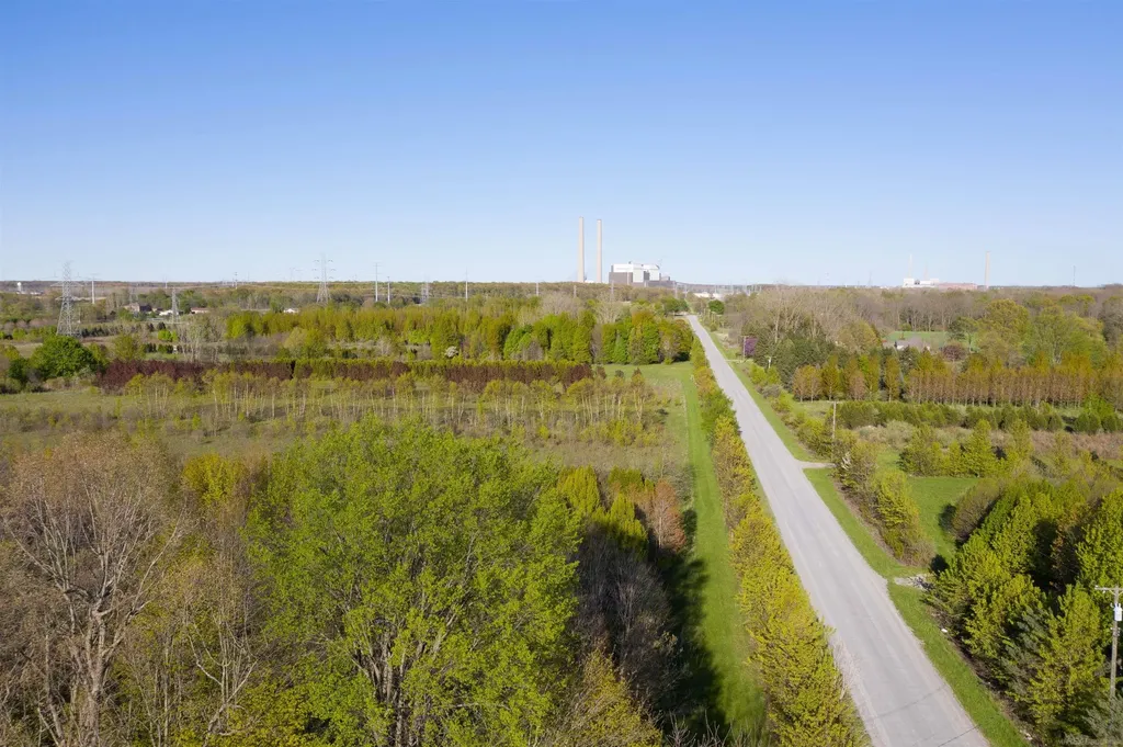 5219 Remer Road China Township MI 48054