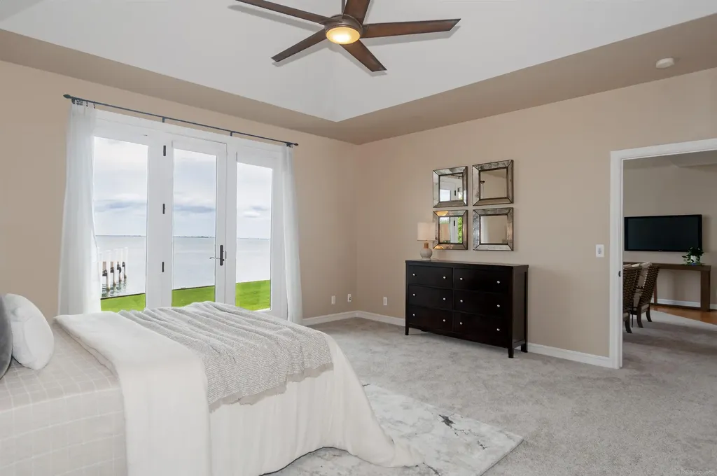 41614 Conger Bay Street Harrison Charter Township MI 48045