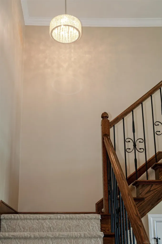 41614 Conger Bay Street Harrison Charter Township MI 48045