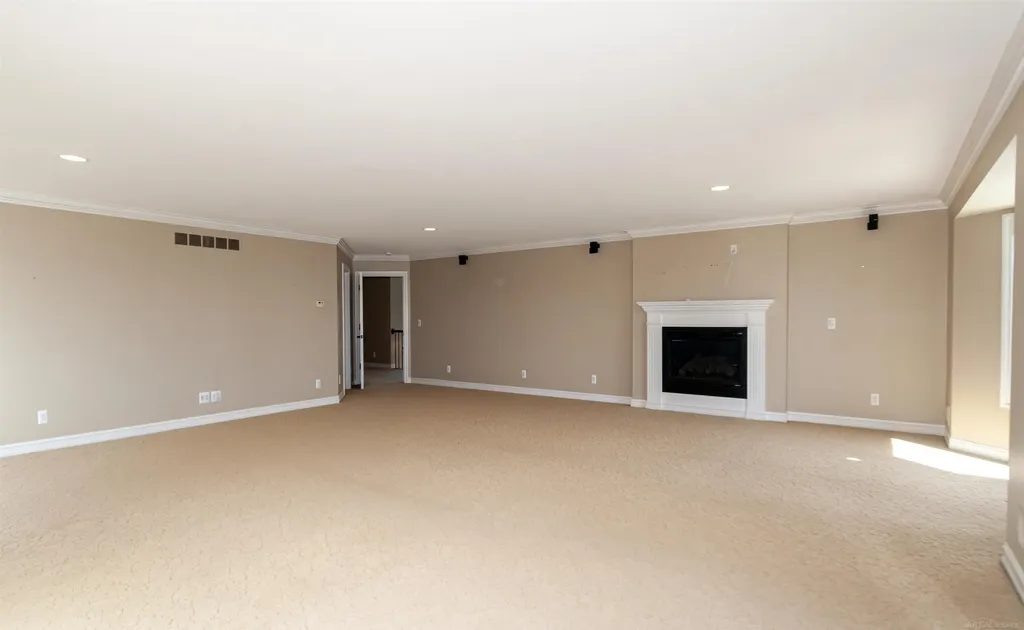 41614 Conger Bay Street Harrison Charter Township MI 48045