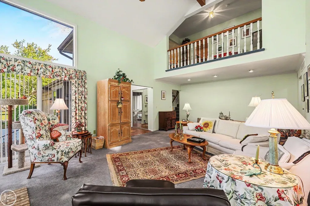 43052 W Kirkwood Drive Clinton Charter Township MI 48038