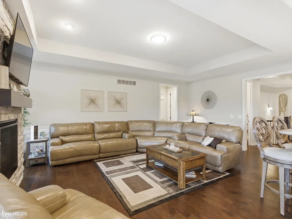 7172 Venturi Drive Washington Township MI 48094