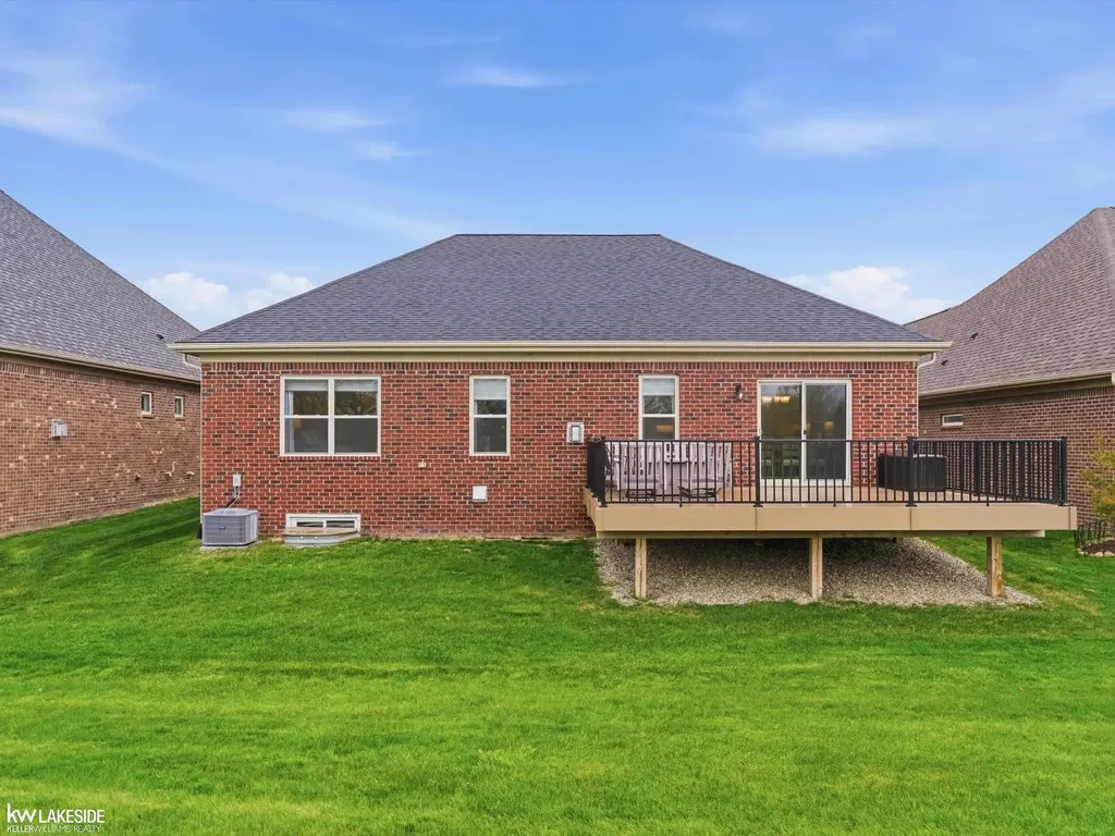 7172 Venturi Drive Washington Township MI 48094