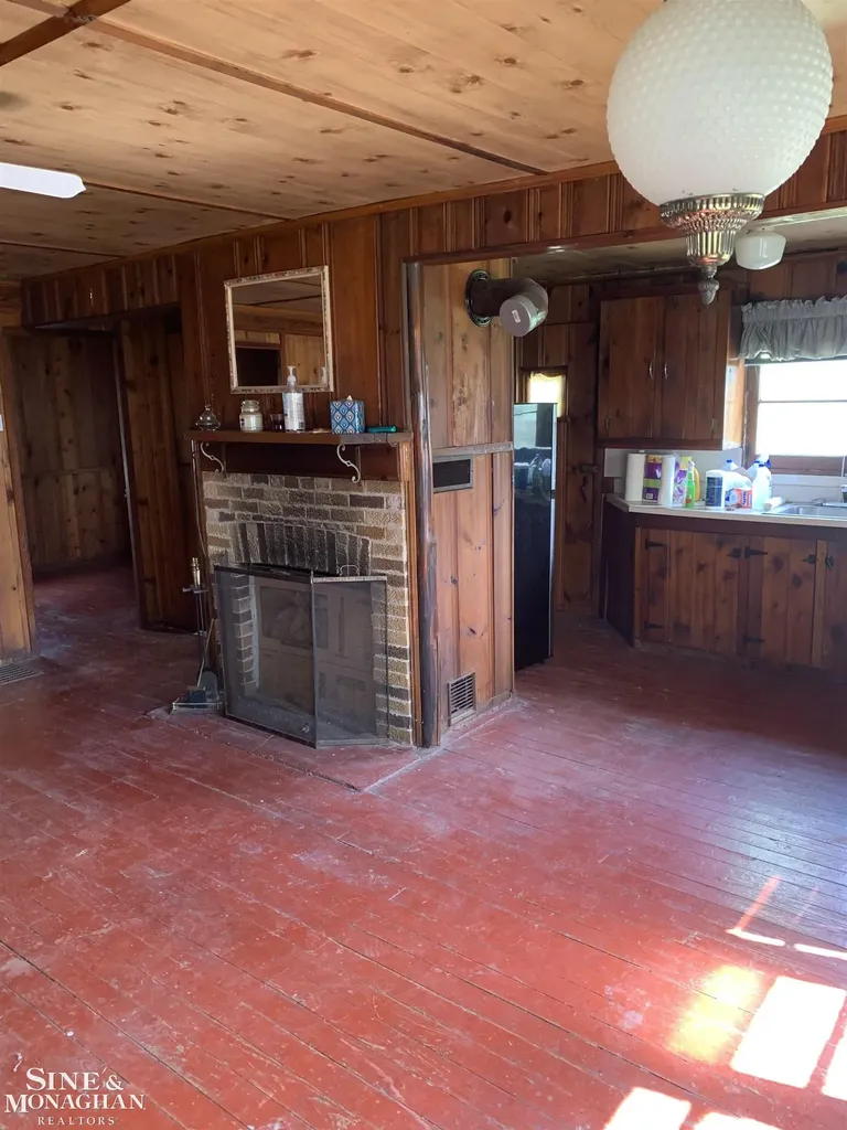 3103 10th Road Frenchtown Township MI 48162