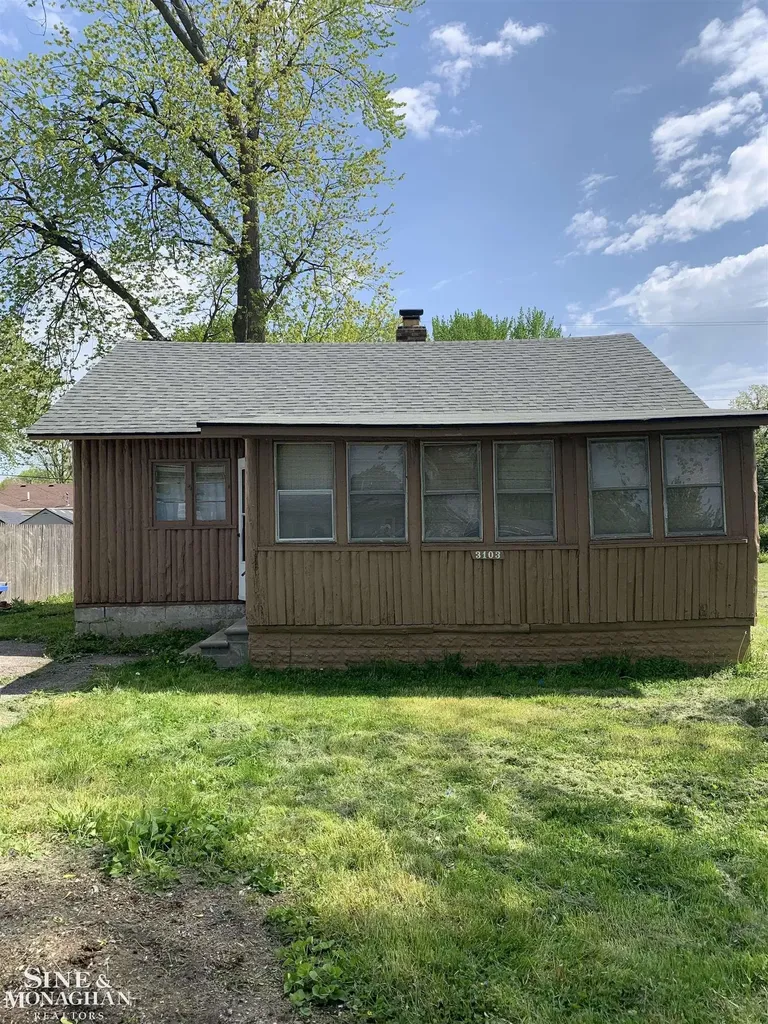 3103 10th Road Frenchtown Township MI 48162
