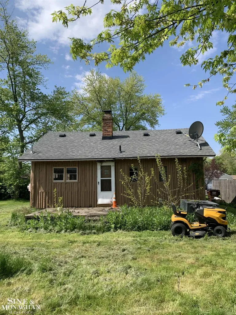 3103 10th Road Frenchtown Township MI 48162